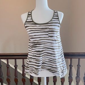 XS JONES NY olive green ink blot striped tank top